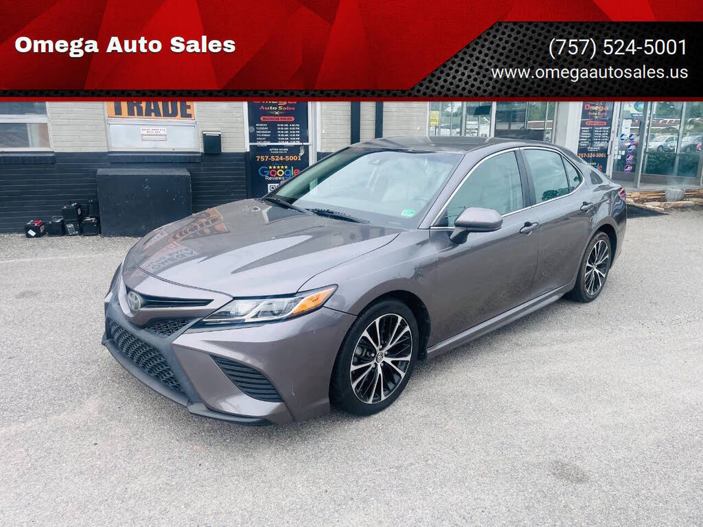 2018 Toyota Camry SE