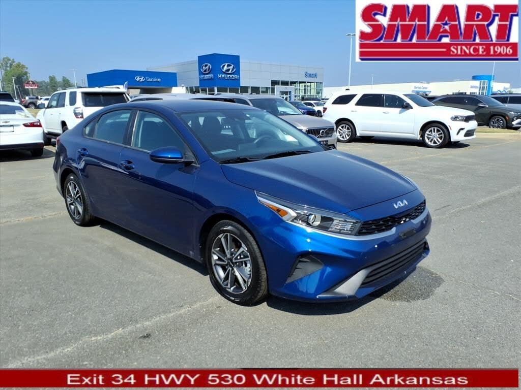 2023 Kia Forte LXS FWD