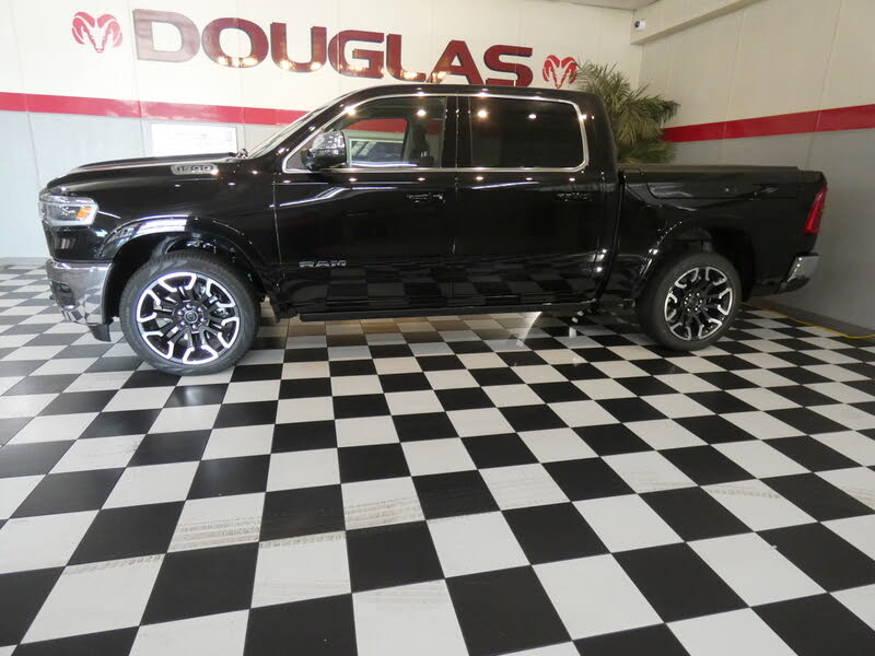 2026 RAM 1500 Limited Crew Cab 4WD