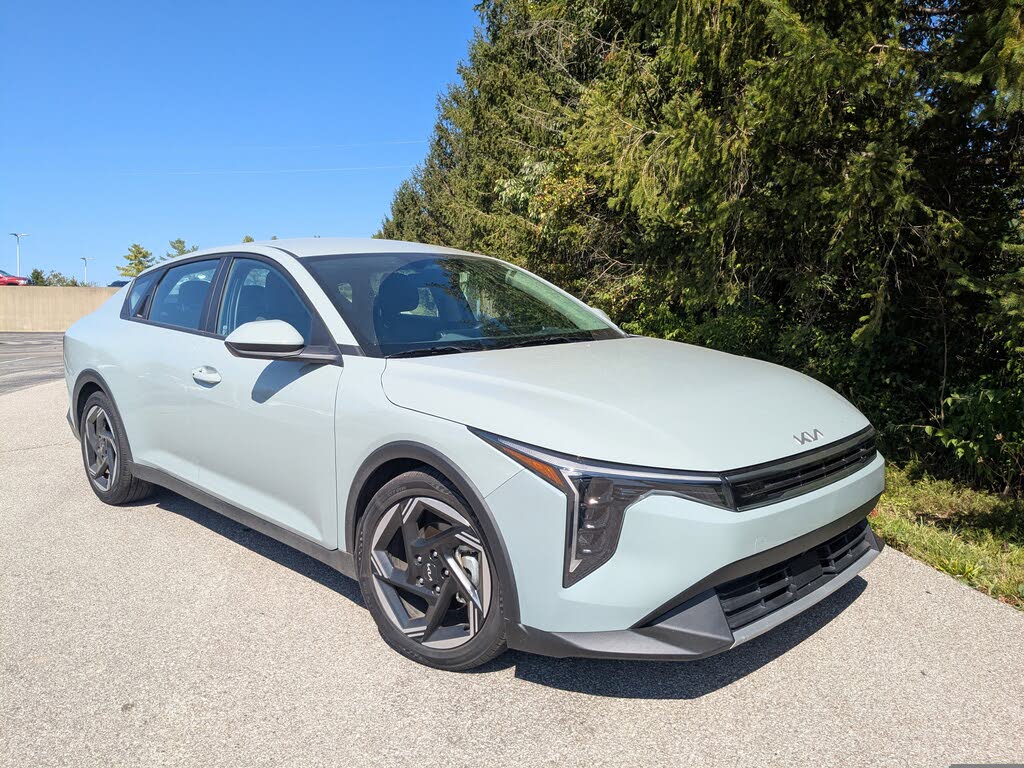2025 Kia K4 EX FWD