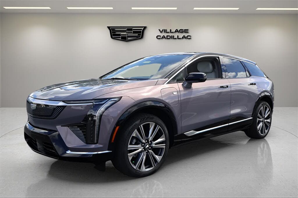 2025 Cadillac OPTIQ Luxury 2 AWD
