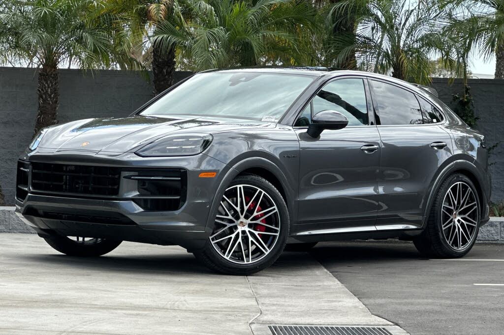 2026 Porsche Cayenne Coupe S AWD