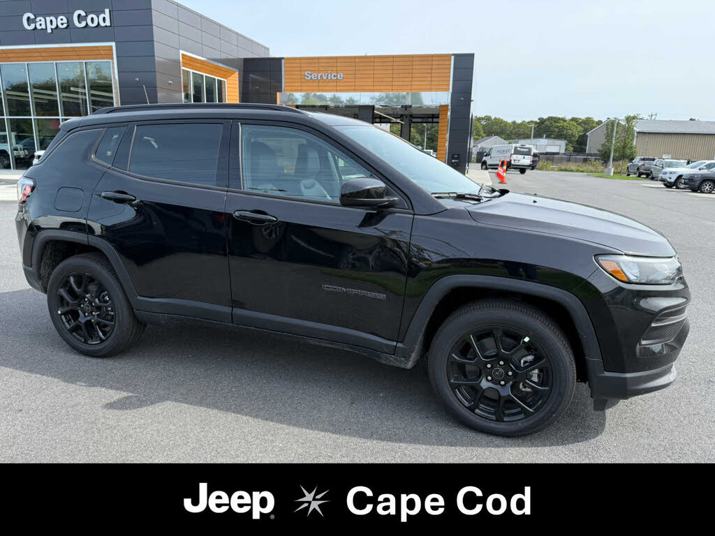 2026 Jeep Compass Latitude 4WD