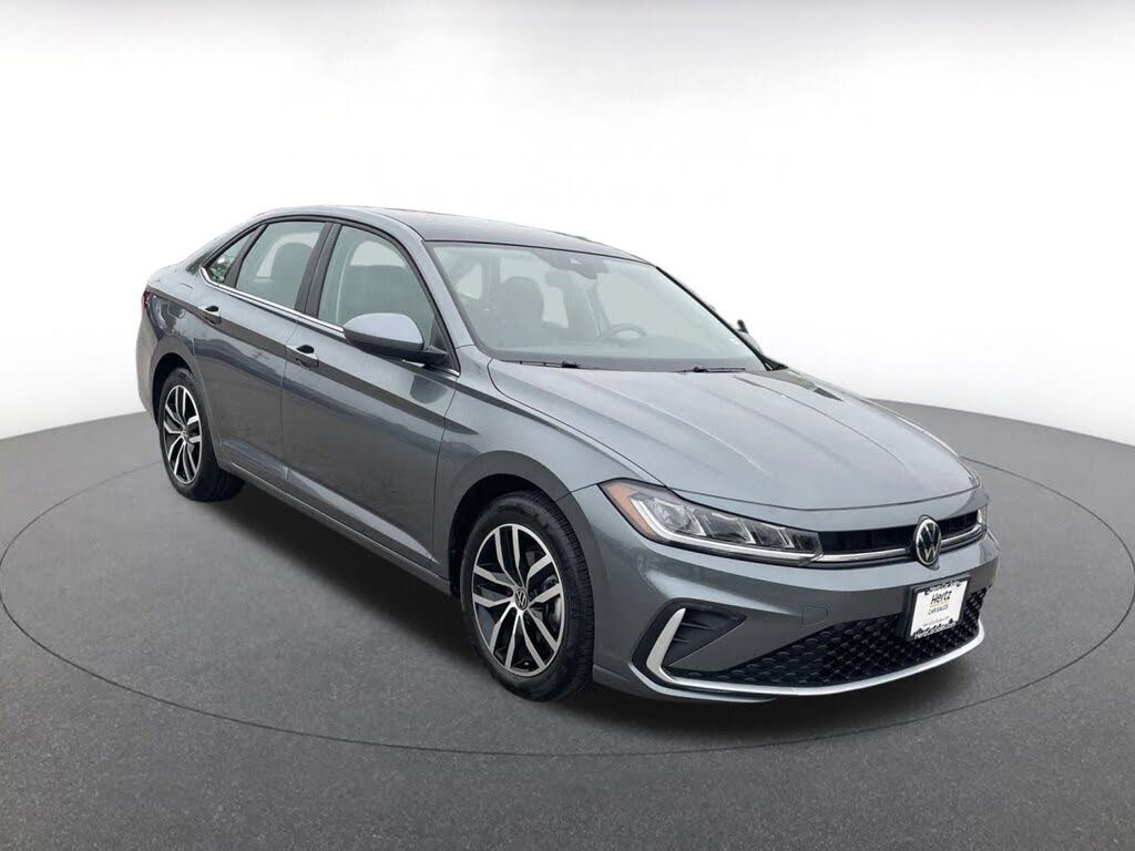 2025 Volkswagen Jetta SE FWD