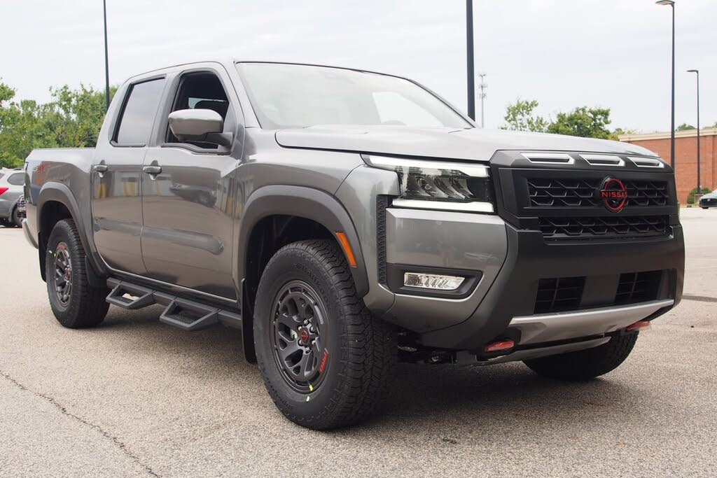 2026 Nissan Frontier PRO-4X Crew Cab 4WD