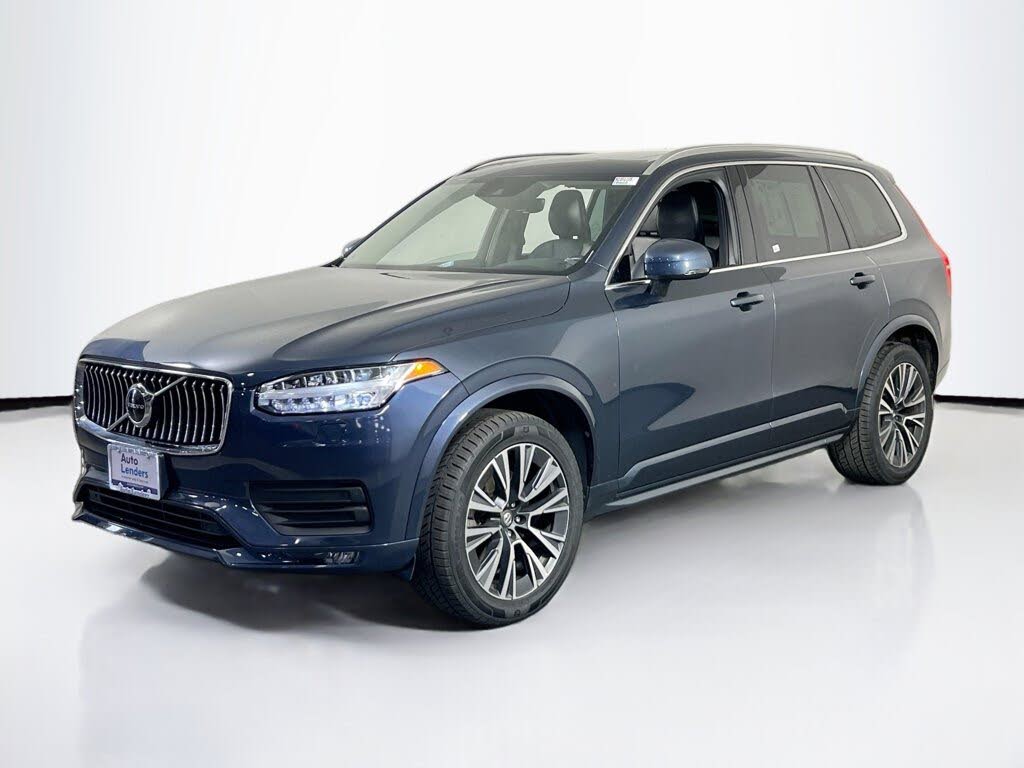 2022 Volvo XC90 T5 Momentum AWD