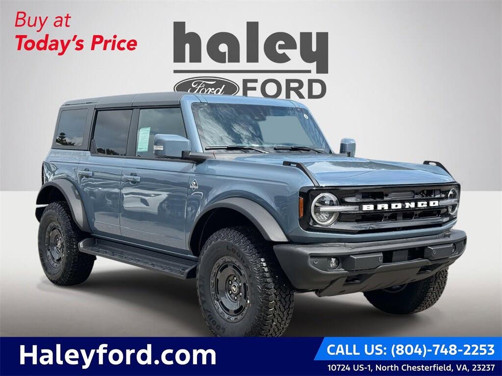 2025 Ford Bronco Outer Banks 4-Door 4WD