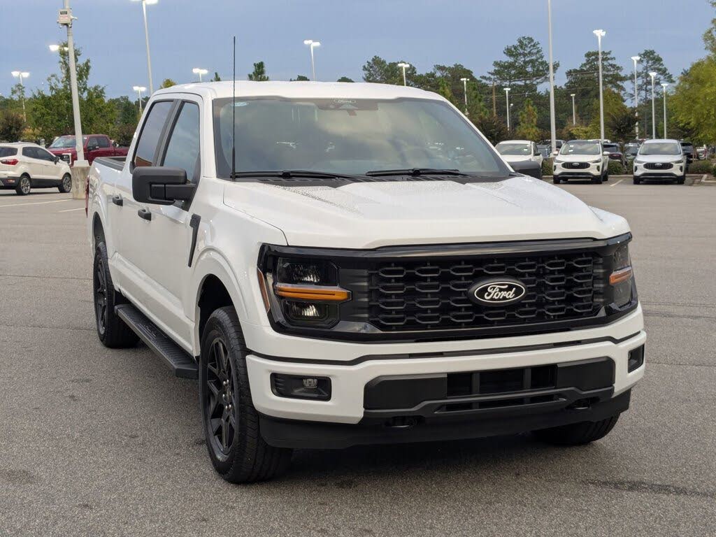 2025 Ford F-150 STX 4dr SuperCrew 4WD