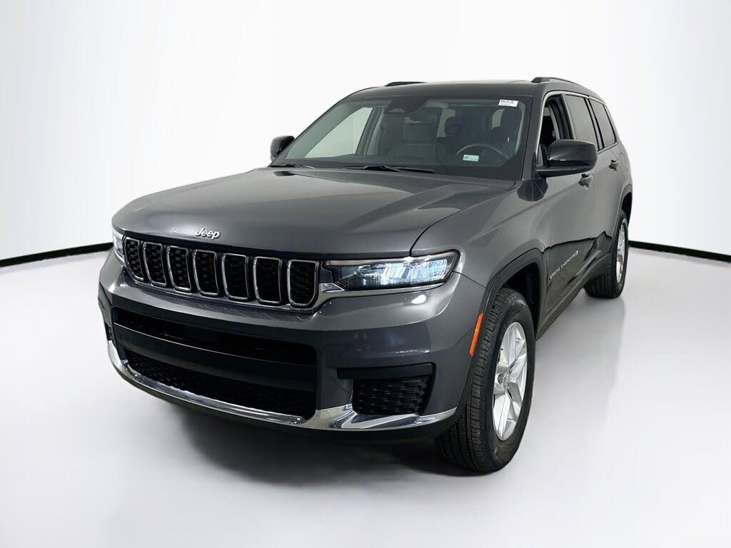 2022 Jeep Grand Cherokee L Laredo RWD