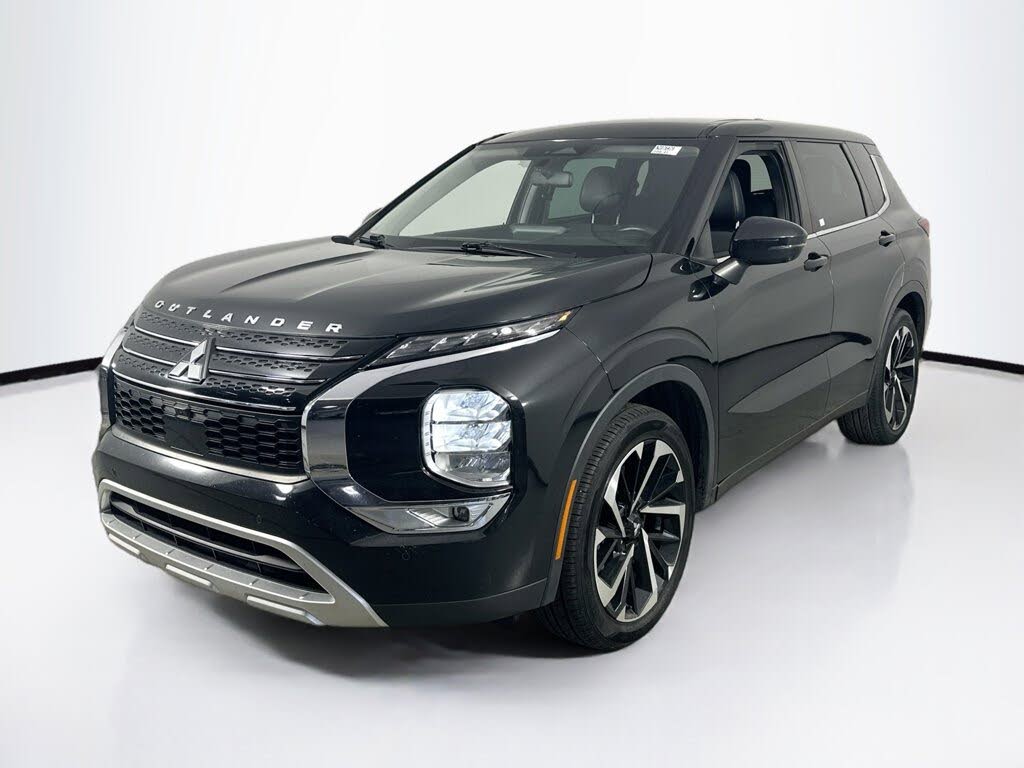 2022 Mitsubishi Outlander SE FWD