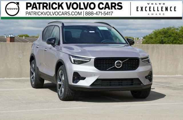 2026 Volvo XC40 B5 Plus AWD