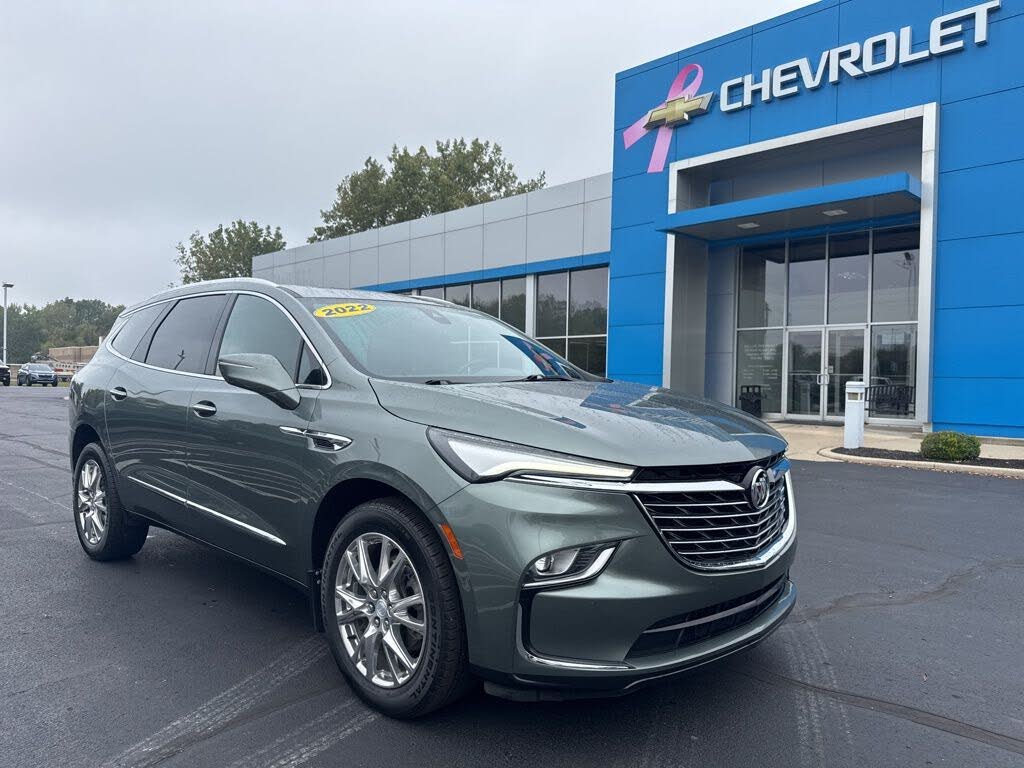 2022 Buick Enclave Essence AWD