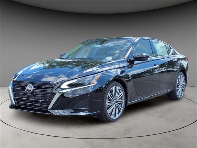 2025 Nissan Altima 2.5 SL FWD