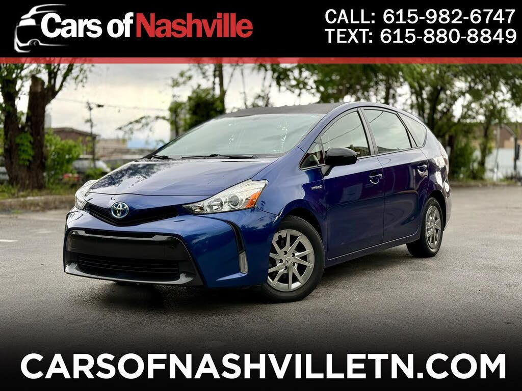 2016 Toyota Prius v Three FWD