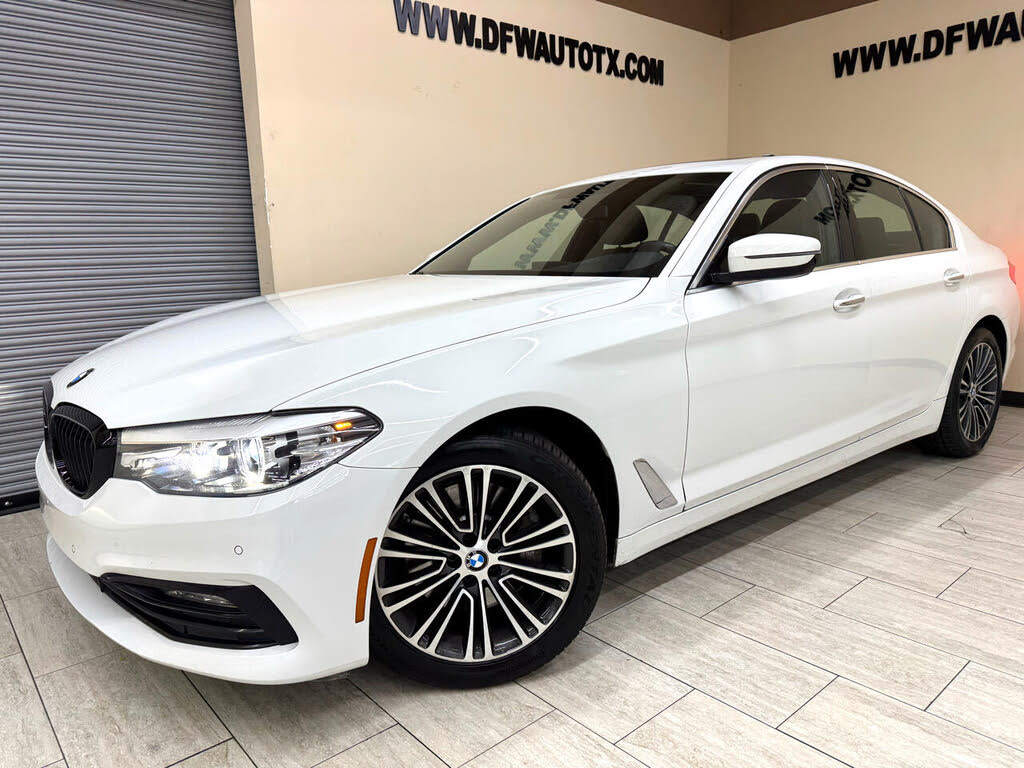 2018 BMW 5 Series 530i Sedan RWD