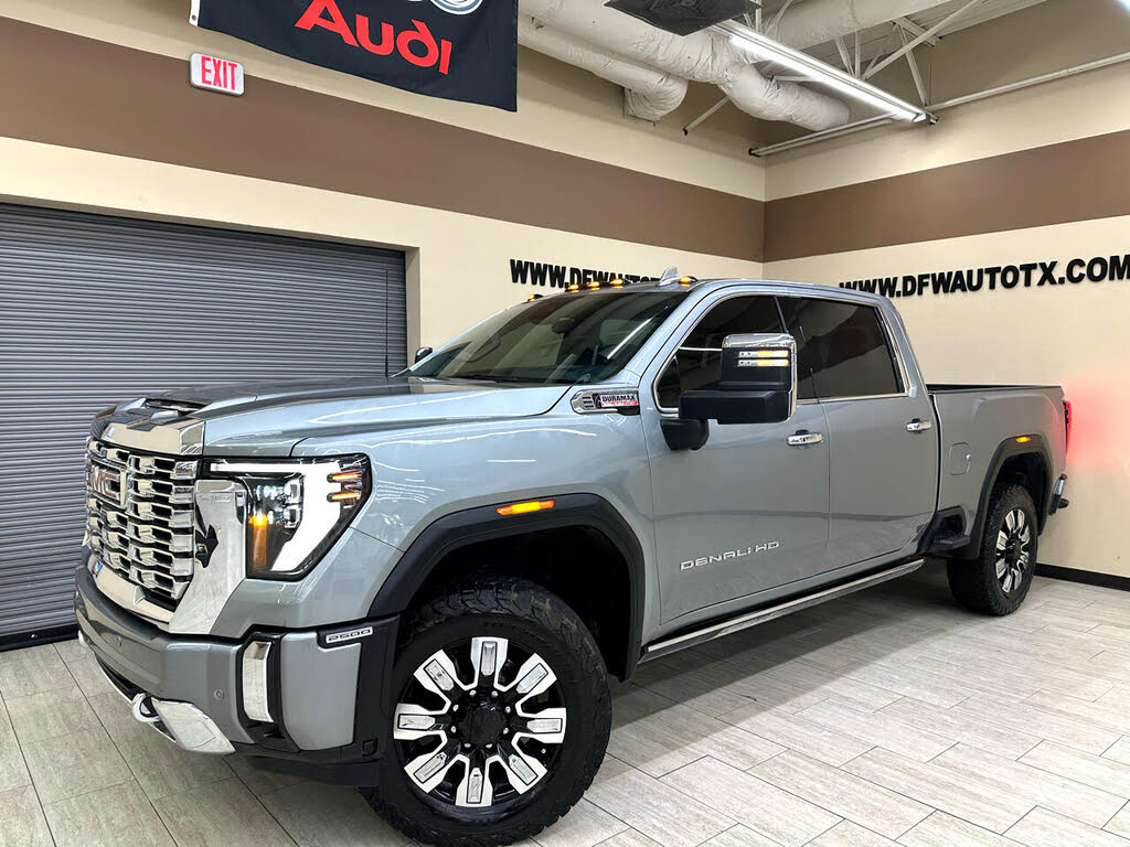 2024 GMC Sierra 2500HD Denali Crew Cab 4WD