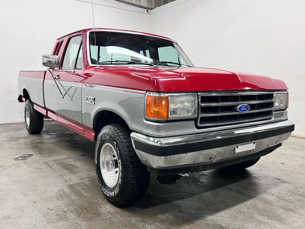 1990 Ford F-150 XL 4WD Extended Cab SB
