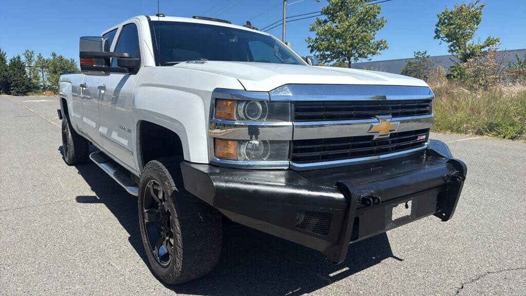 2016 Chevrolet Silverado 3500HD LTZ Crew Cab LB 4WD