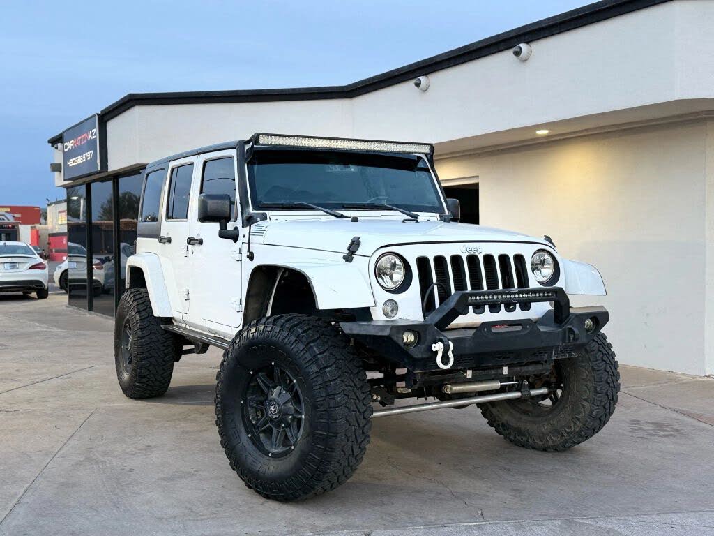 2016 Jeep Wrangler Unlimited Sahara 4WD