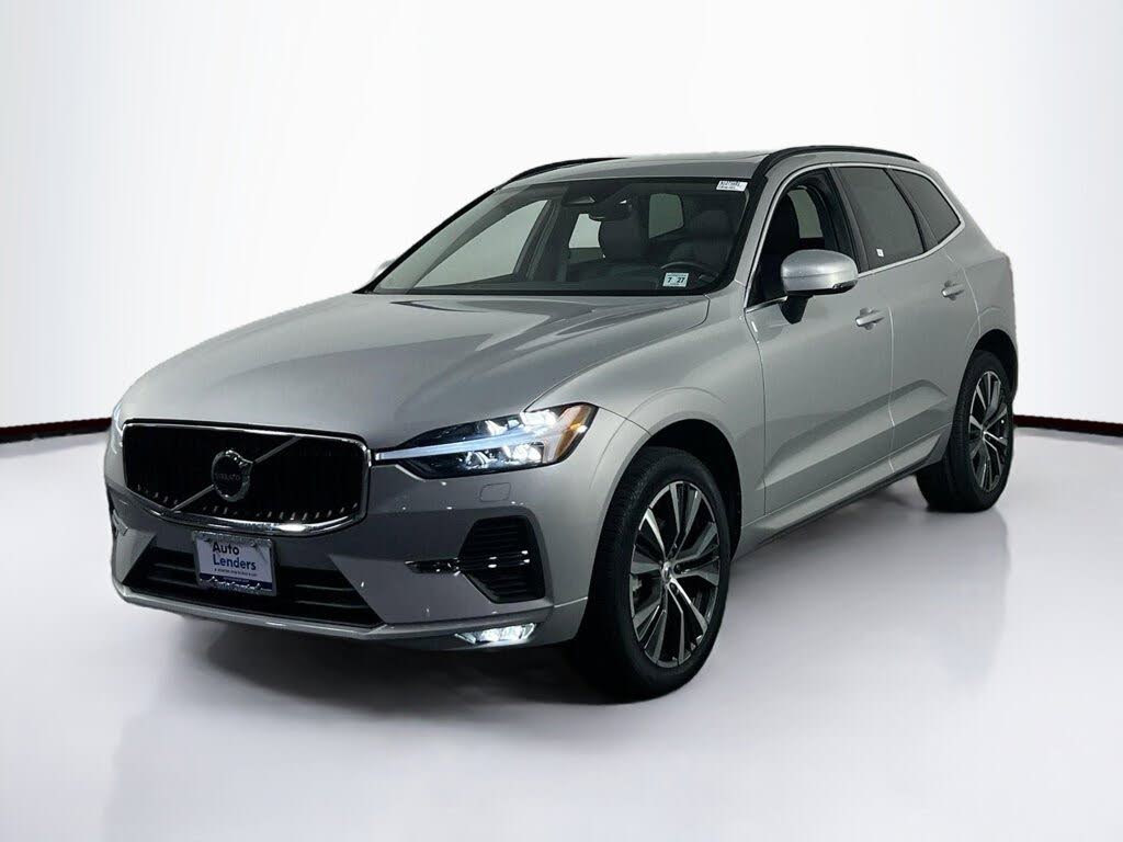 2022 Volvo XC60 B5 Momentum AWD
