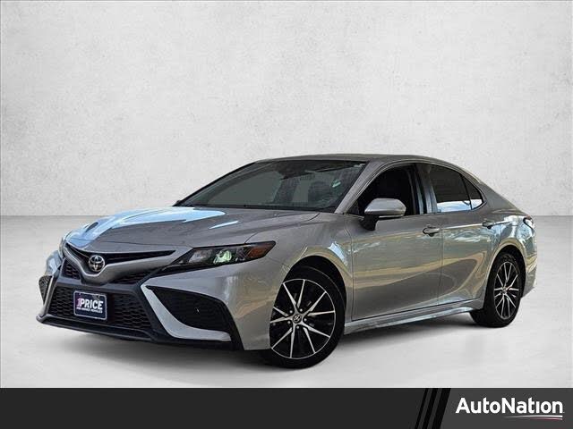 2022 Toyota Camry SE FWD