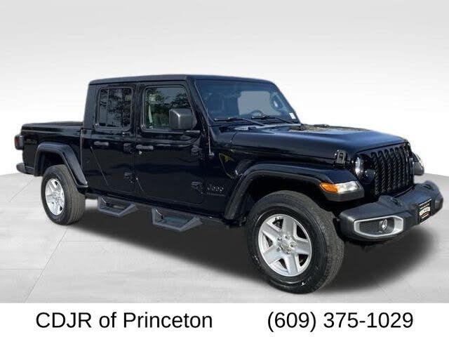 2021 Jeep Gladiator Sport Crew Cab 4WD