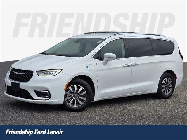 2021 Chrysler Pacifica Hybrid Touring L FWD
