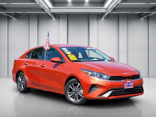 2023 Kia Forte LXS FWD