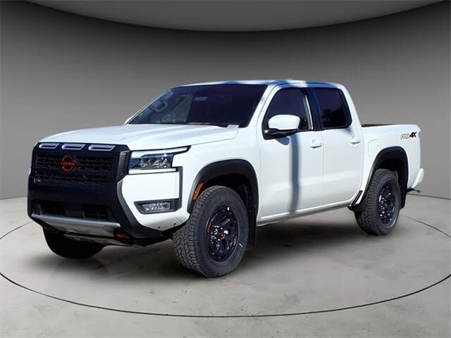 2025 Nissan Frontier PRO-4X Crew Cab 4WD
