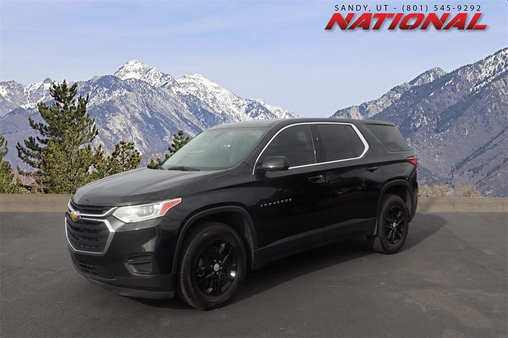 2020 Chevrolet Traverse LS FWD