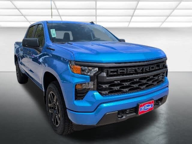 2026 Chevrolet Silverado 1500 Custom Crew Cab 4WD