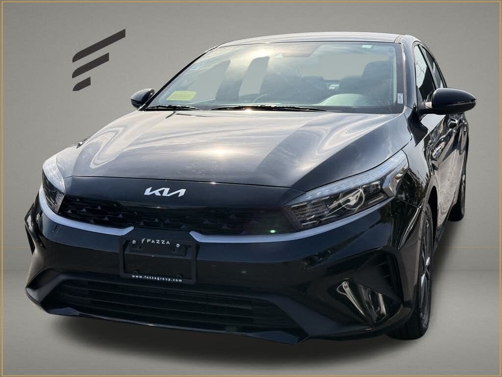 2023 Kia Forte LXS FWD