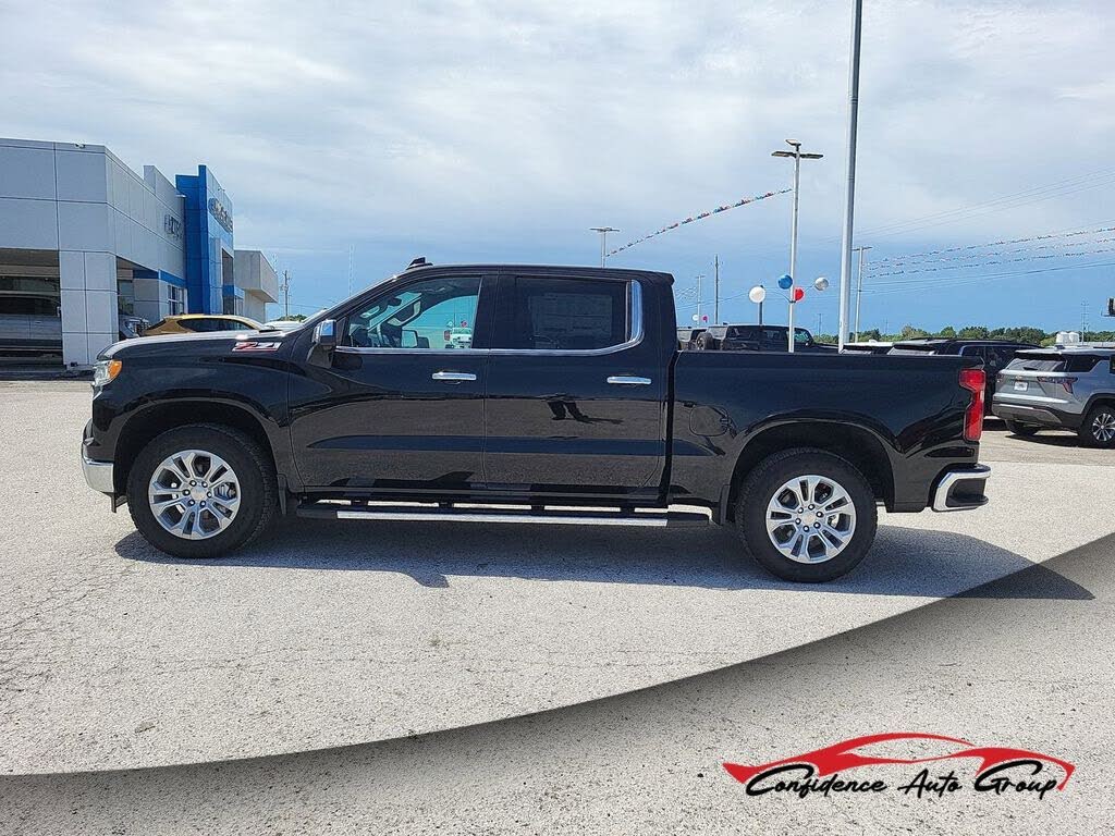 2025 Chevrolet Silverado 1500 LTZ Crew Cab 4WD