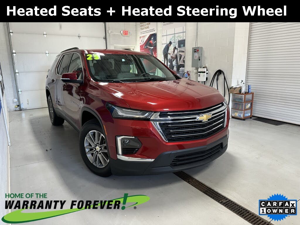 2023 Chevrolet Traverse LT Leather FWD