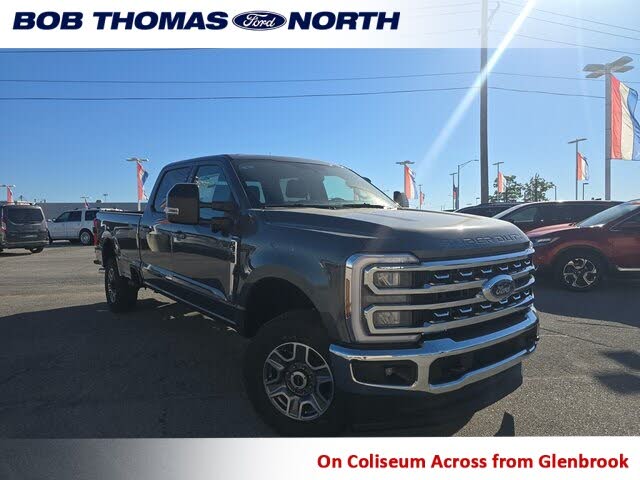 2026 Ford F-350 Super Duty Lariat Crew Cab 4WD