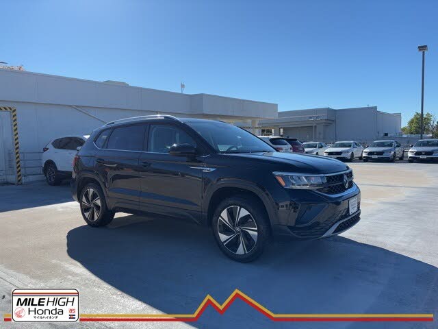 2024 Volkswagen Taos SE 4Motion