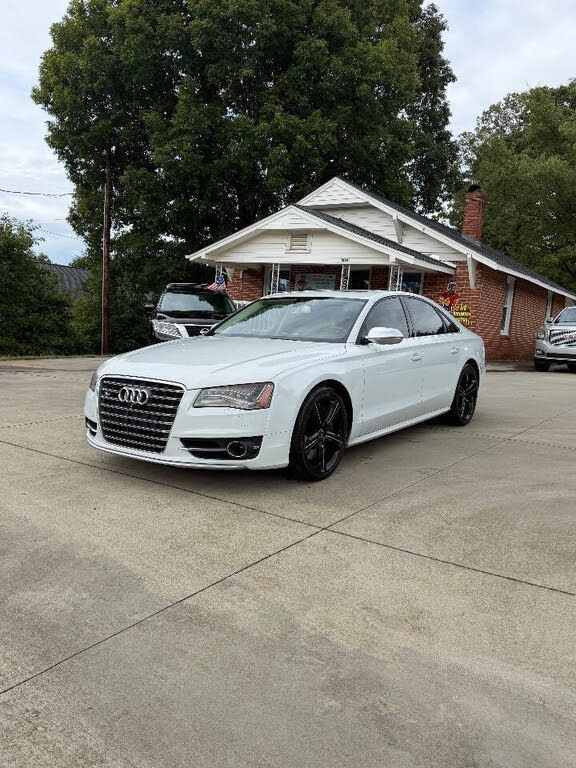 2013 Audi S8 4.0T quattro