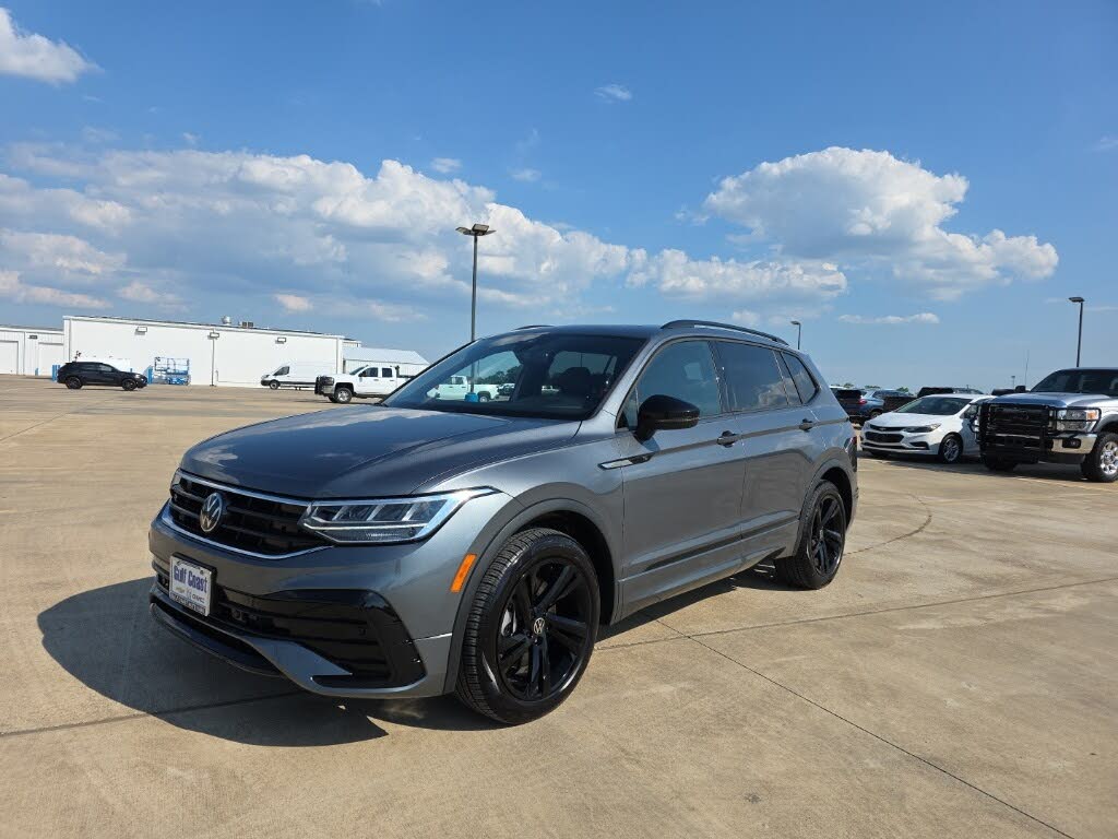 2024 Volkswagen Tiguan SE R-Line Black FWD