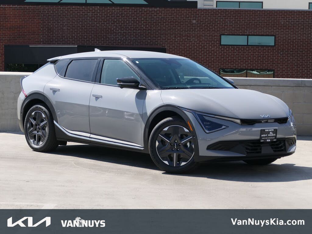 2025 Kia EV6 Light Long Range RWD