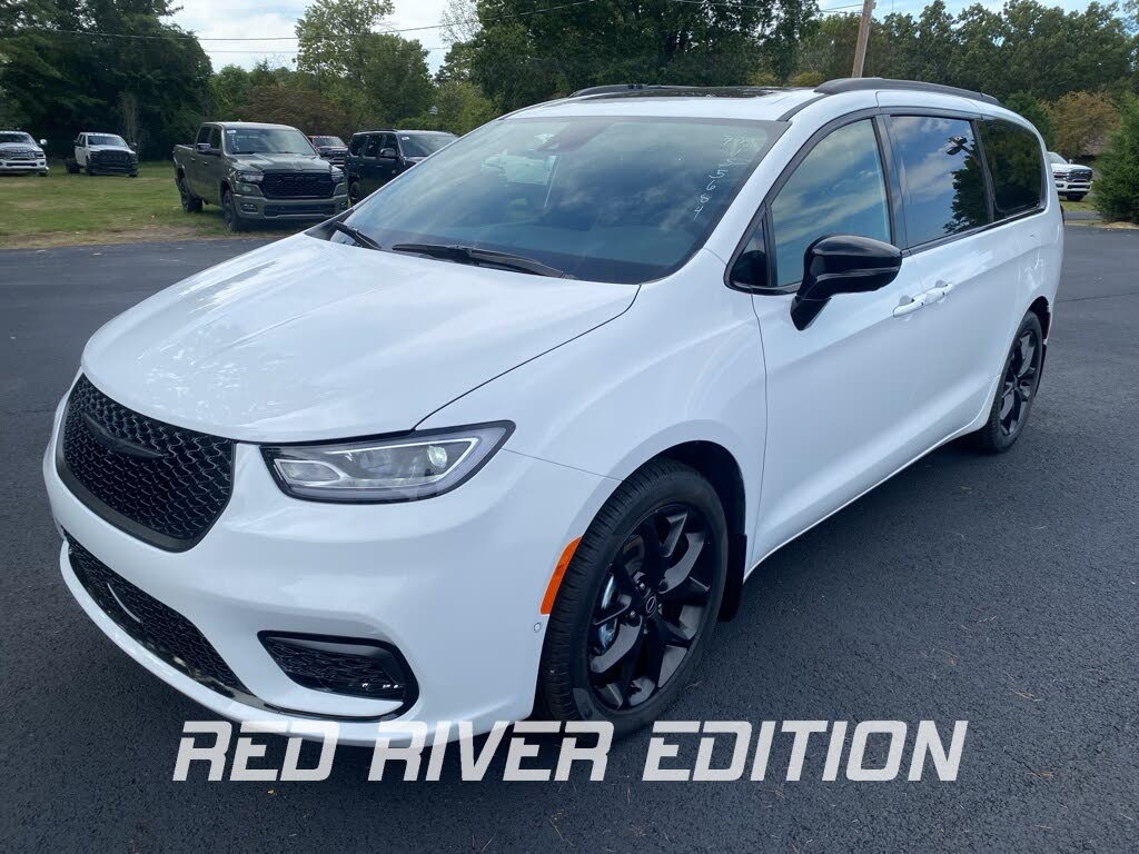 2026 Chrysler Pacifica Limited FWD