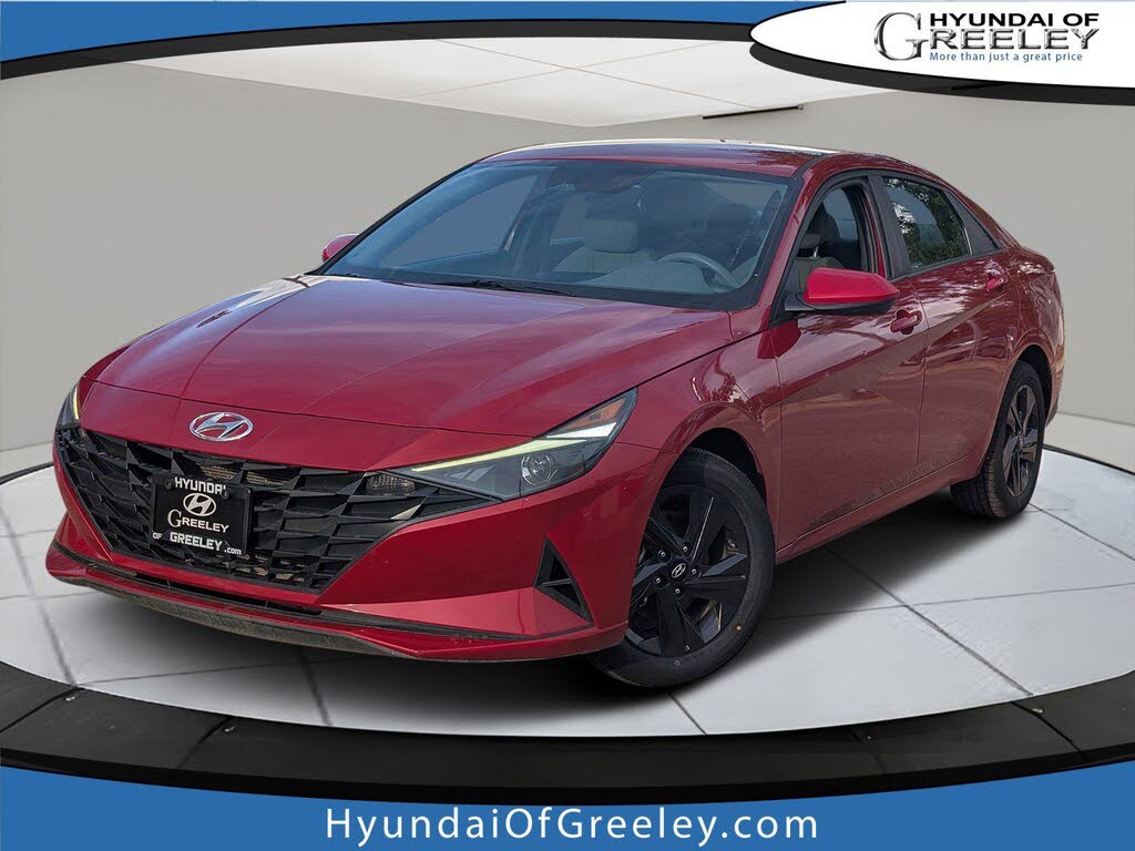 2023 Hyundai Elantra SEL FWD
