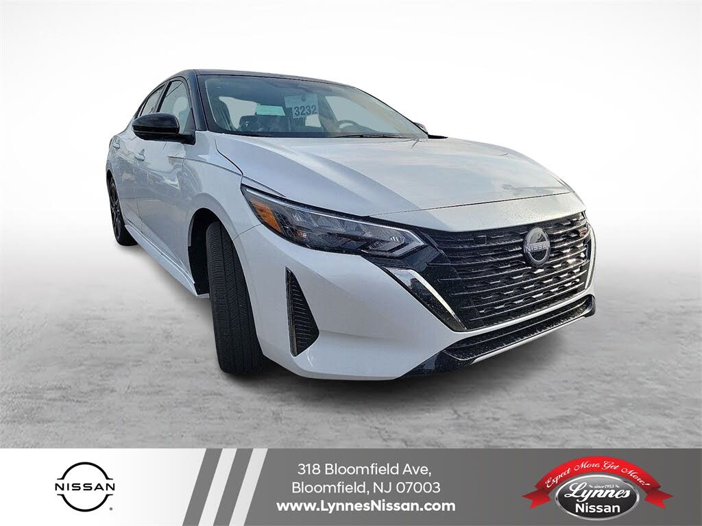 2025 Nissan Sentra SR FWD