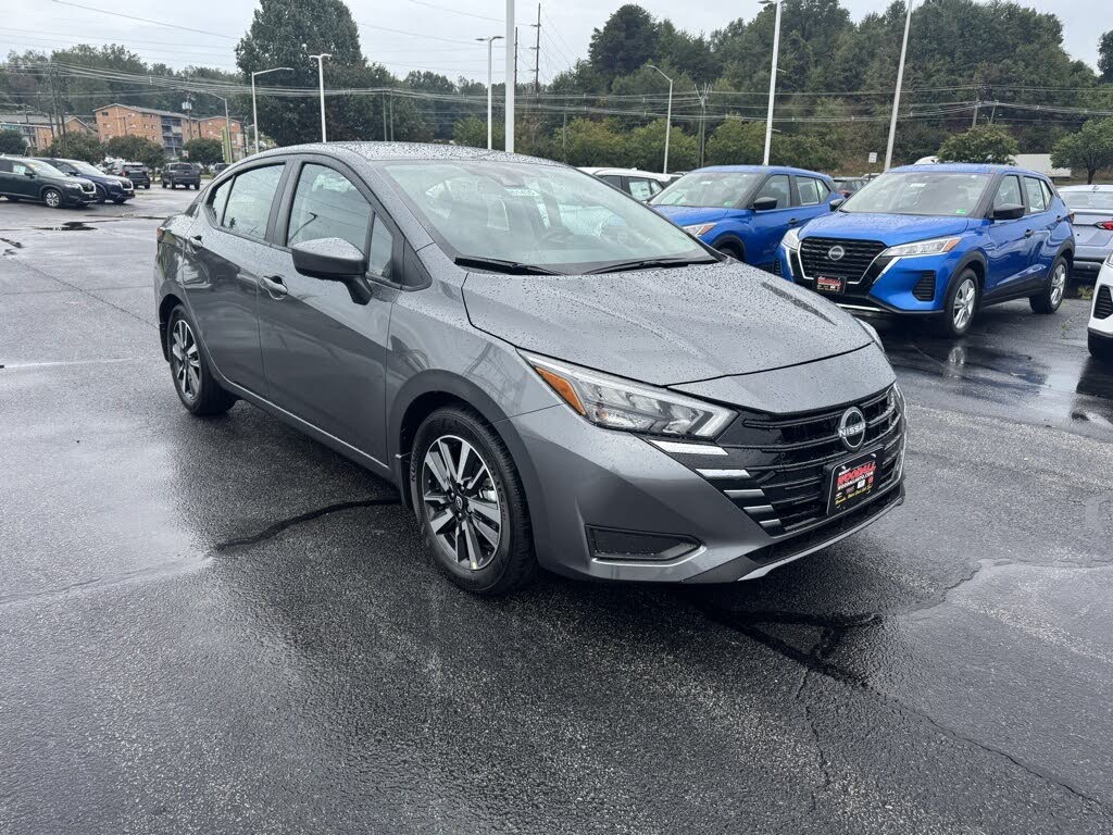 2025 Nissan Versa SV FWD