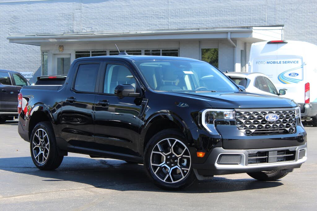 2025 Ford Maverick Lariat SuperCrew AWD