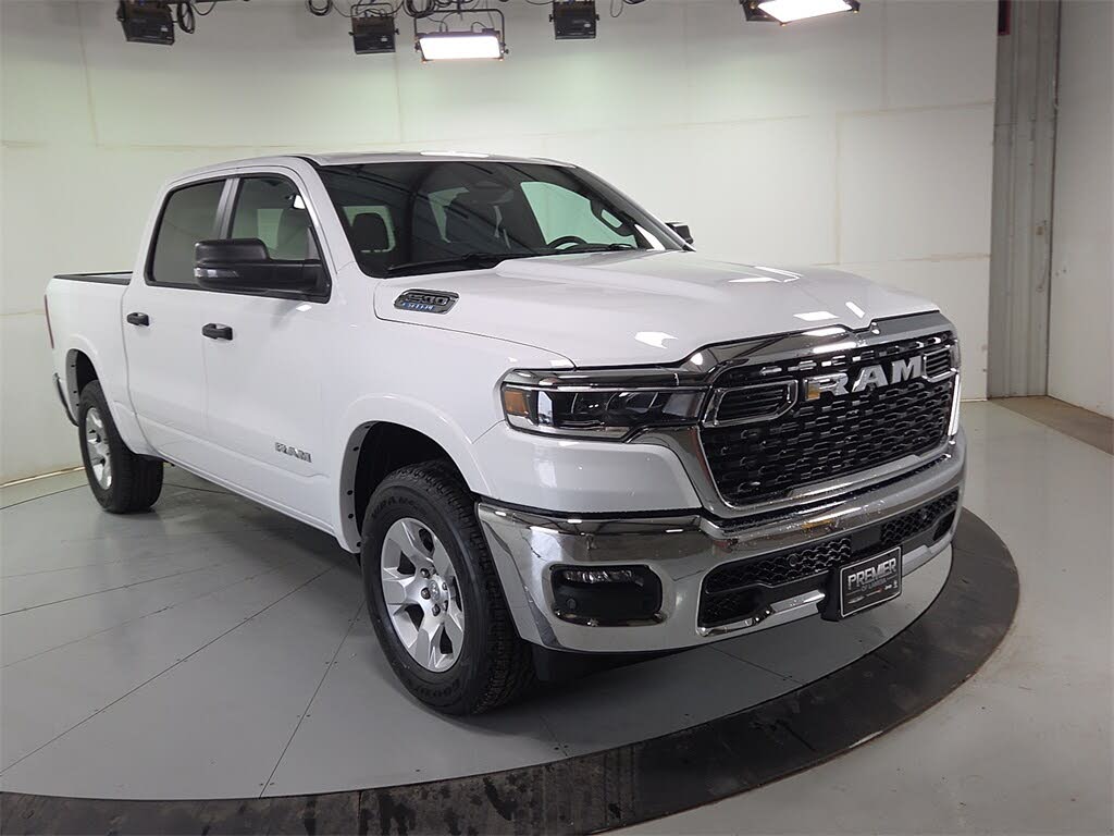 2025 RAM 1500 Big Horn Crew Cab 4WD