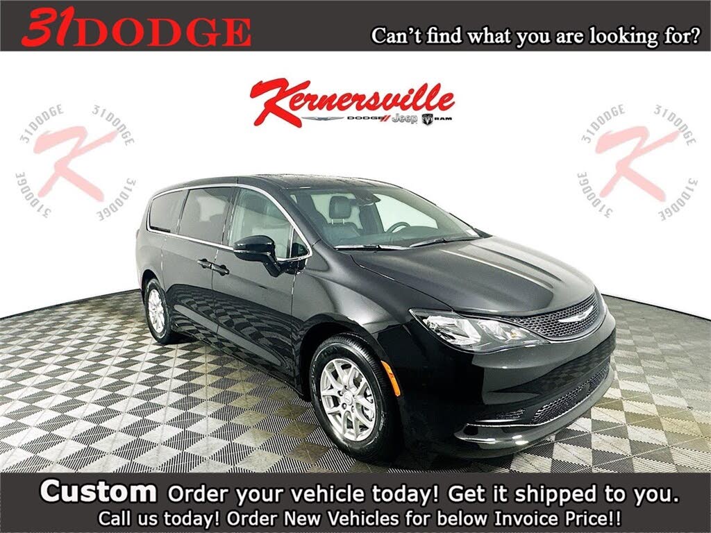 2026 Chrysler Voyager LX FWD