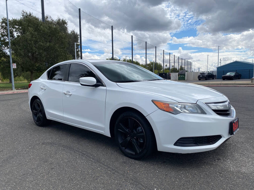 2014 Acura ILX 2.0L FWD