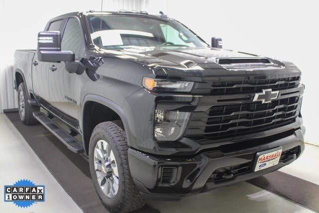 2024 Chevrolet Silverado 2500HD Custom Crew Cab 4WD