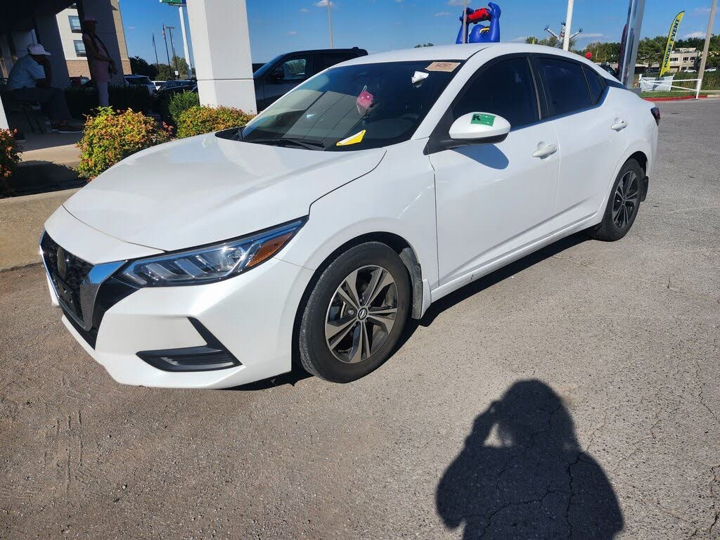 2023 Nissan Sentra SV FWD