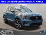 Volvo XC40 B5 Plus Dark Theme AWD
